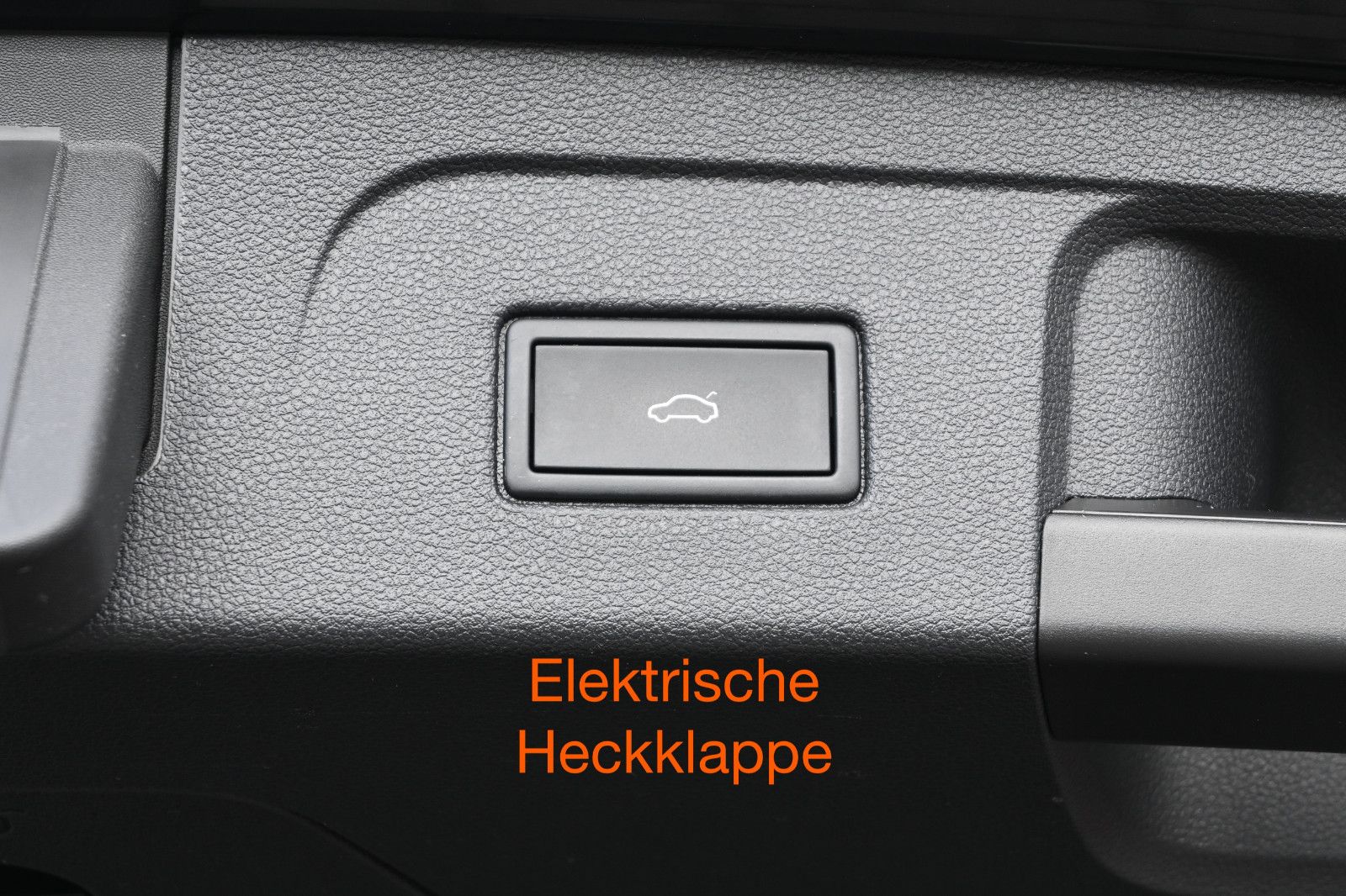 Fahrzeugabbildung Volkswagen Touran 2.0 TDI DSG °UVP 58.793€°7-SITZE°STANDHZ°