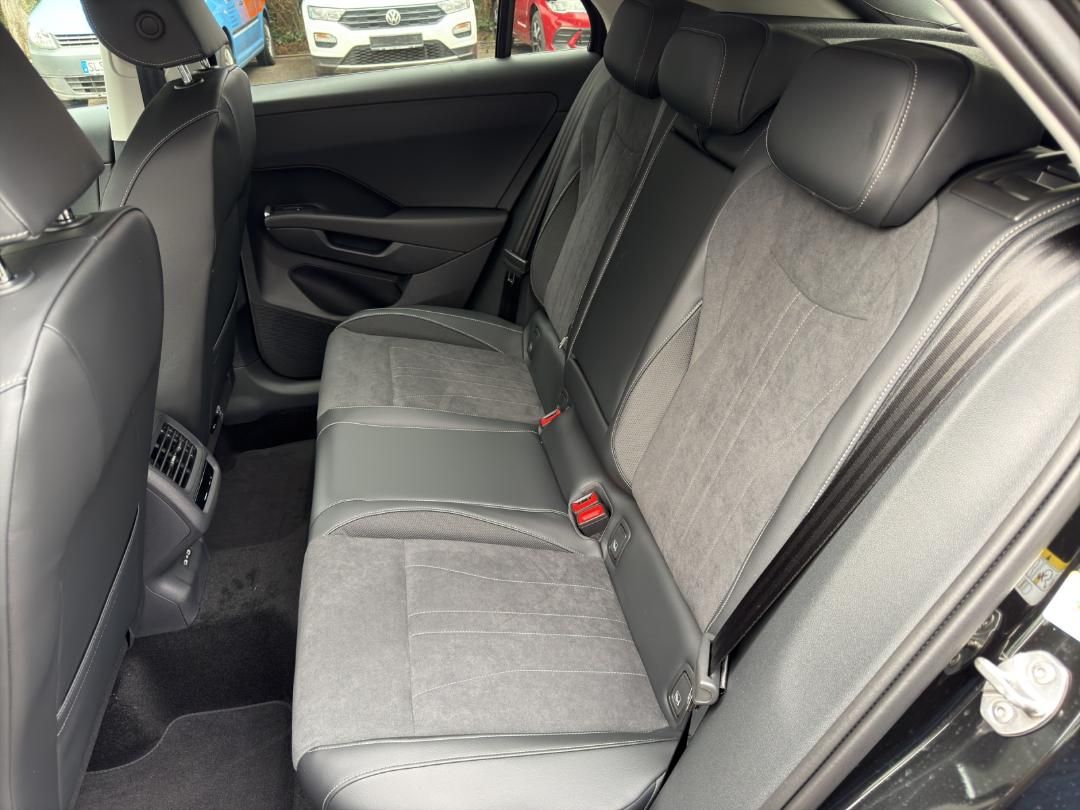 Fahrzeugabbildung Volkswagen T-Roc Style Style,AHK,Easy Open,App Connect,IQ-L