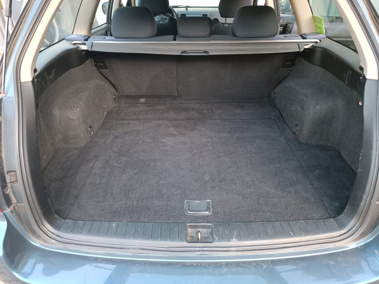 Subaru Legacy 2006 — photo 11