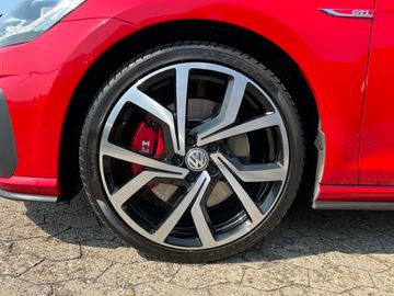 Volkswagen Golf VII VII 2,0L TSI 245PS 7-Gang DSG