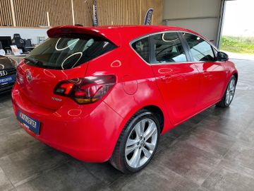 MYAUTOCENTER – Gebraucht- und Jahreswagen mit Werkstattservice in Pfaffenhofen Opel Astra J Lim. 5-trg. Cosmo *Klima*PDC*Tempomat*