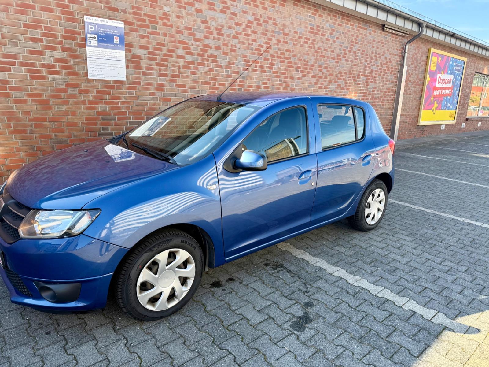 Dacia Sandero II Laureate Diesel, AHK