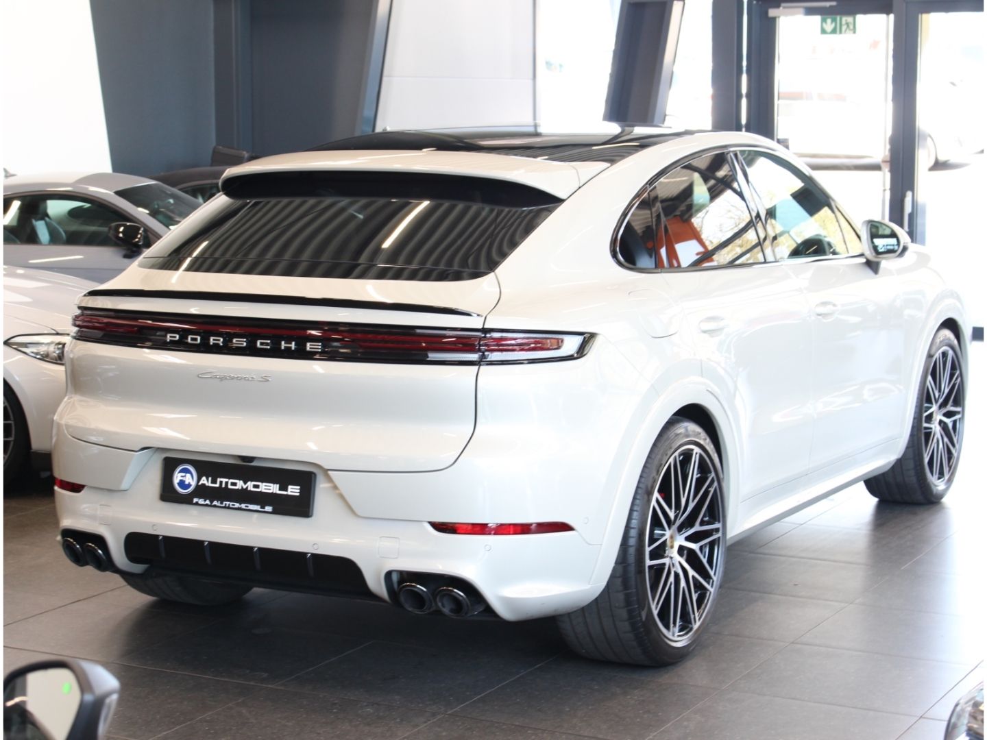 Fahrzeugabbildung Porsche Cayenne S Sport Chrono 1.Hand+Unfallfrei+Standhz