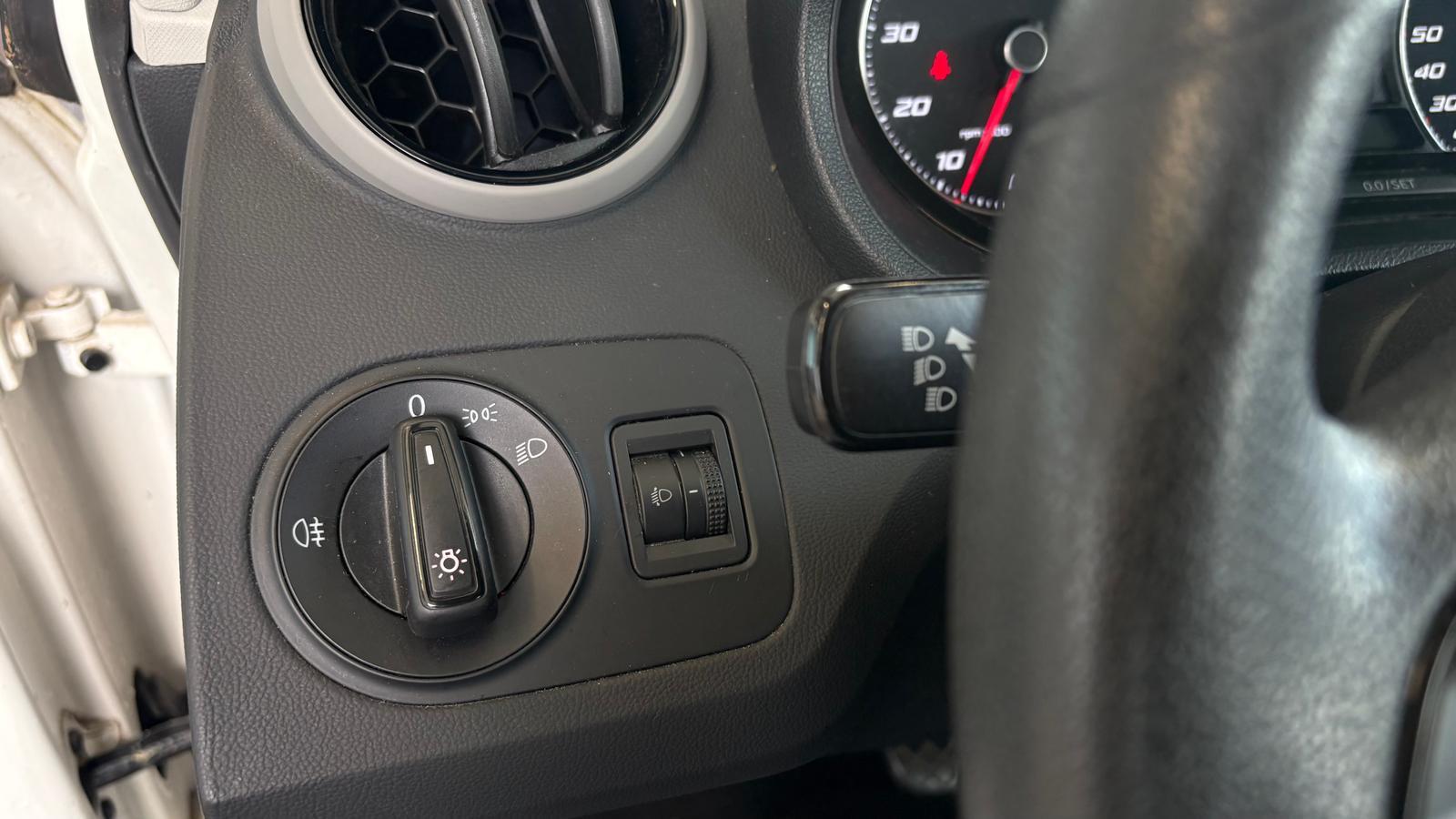 Seat IBIZA REFERENCE 5-TÜRER KLIMA PDC SERVICE-NEU