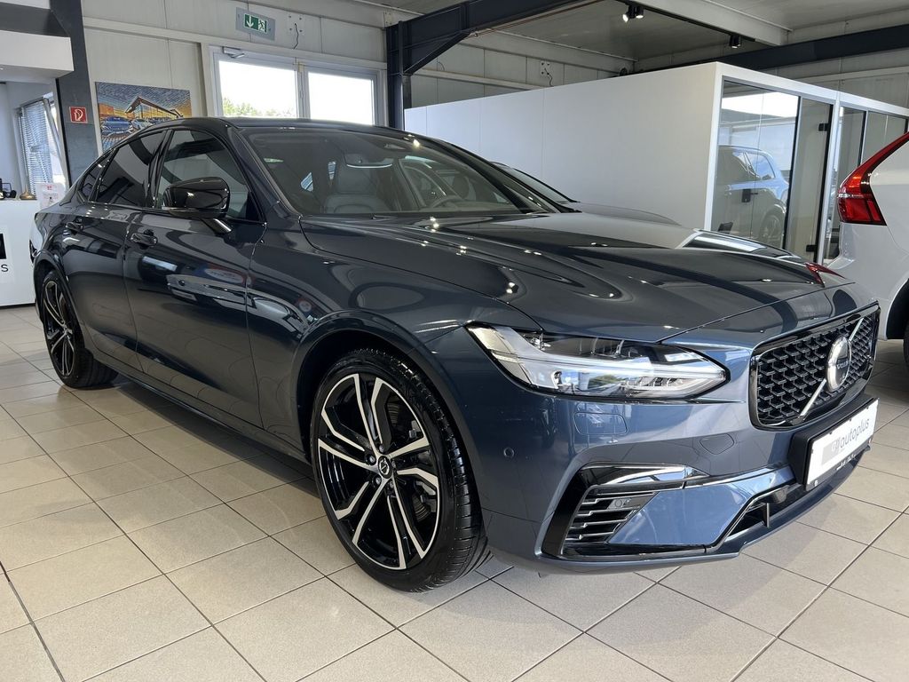 Volvo S90 T8 Ultimate Dark Recharge AWD BLIS FourC B&W