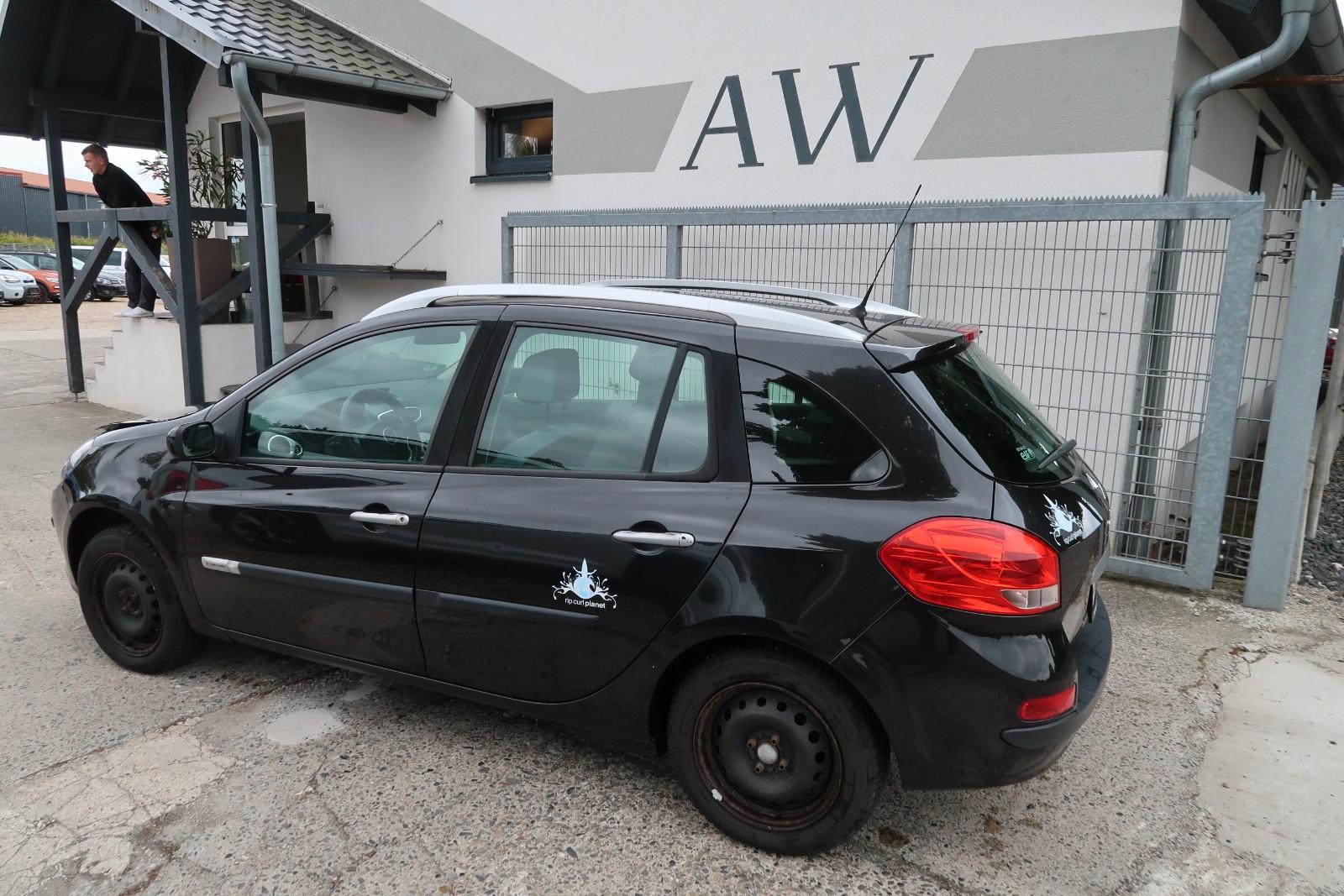 Renault Clio 2009 — photo 10