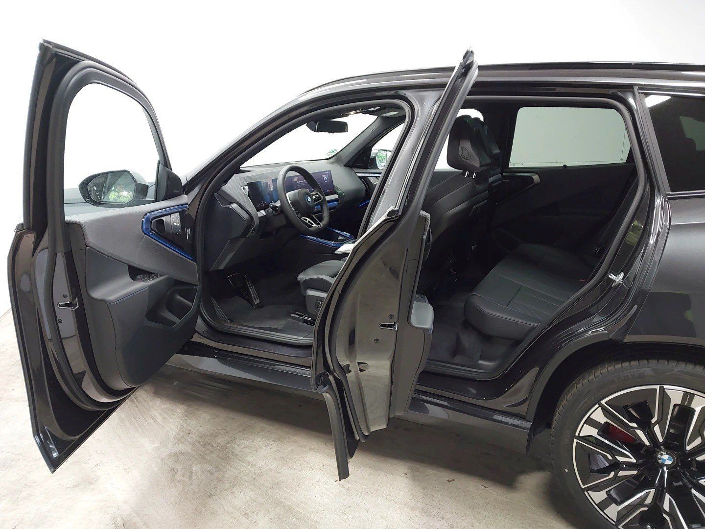 Fahrzeugabbildung BMW X3 xDrive30e M Sportpaket Pro HK HiFi Sitzbelüft