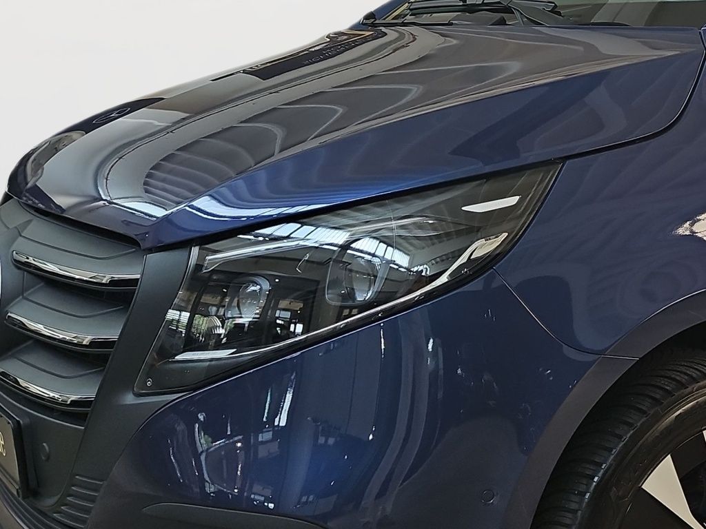 Fahrzeugabbildung Mercedes-Benz Vito 119 Mixto lang 4x4 5 Sitze LED Nav SHZ 360°