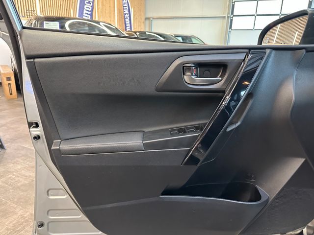 Toyota Auris Touring Sports Executive *2. Hand*AHK*Navi