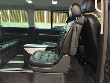 Volkswagen T6 Multivan Highline 4Motion *AHK*7-Sitzer*LED*