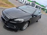 Volvo V40 Cross Country T3 Momentum - Volvo V40 Cross Country: Privatanbieter