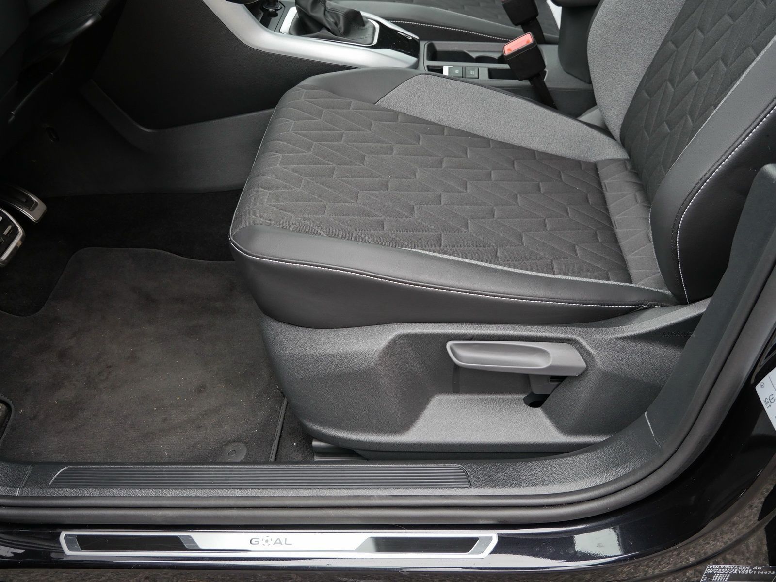 Volkswagen T-Roc - Bild 21