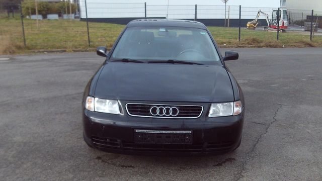 Audi A3  1,6  Automatik