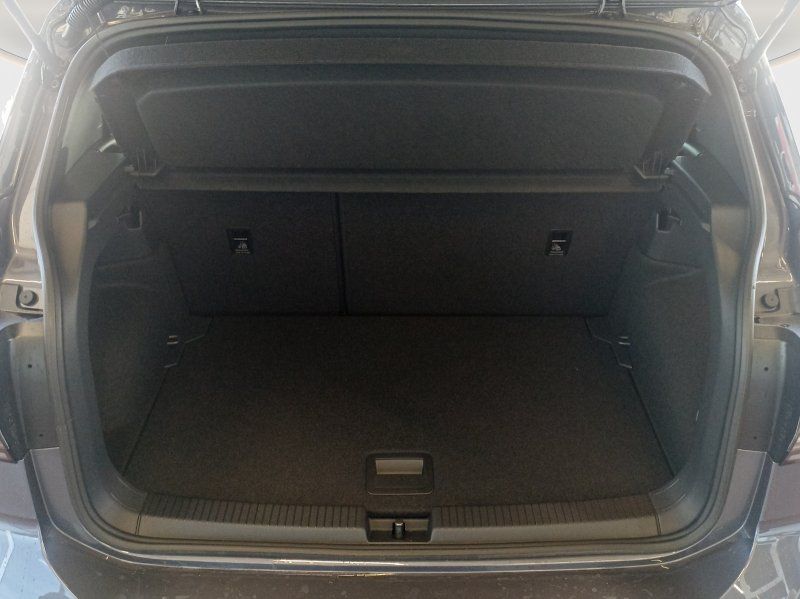 Fahrzeugabbildung Volkswagen T-Cross 1.0 TSI R-Line DSG  AHK+ACC+NAVI+MATRIX-