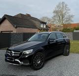 Mercedes-Benz GLC 250 4MATIC - AMG, AHK, 2. Hand, Distr Plus - Mercedes-Benz GLC 250 in Bielefeld