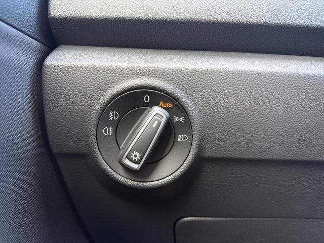 T-Roc Active 1.5 TSI AHK-abnehmbar Navi ACC Appl