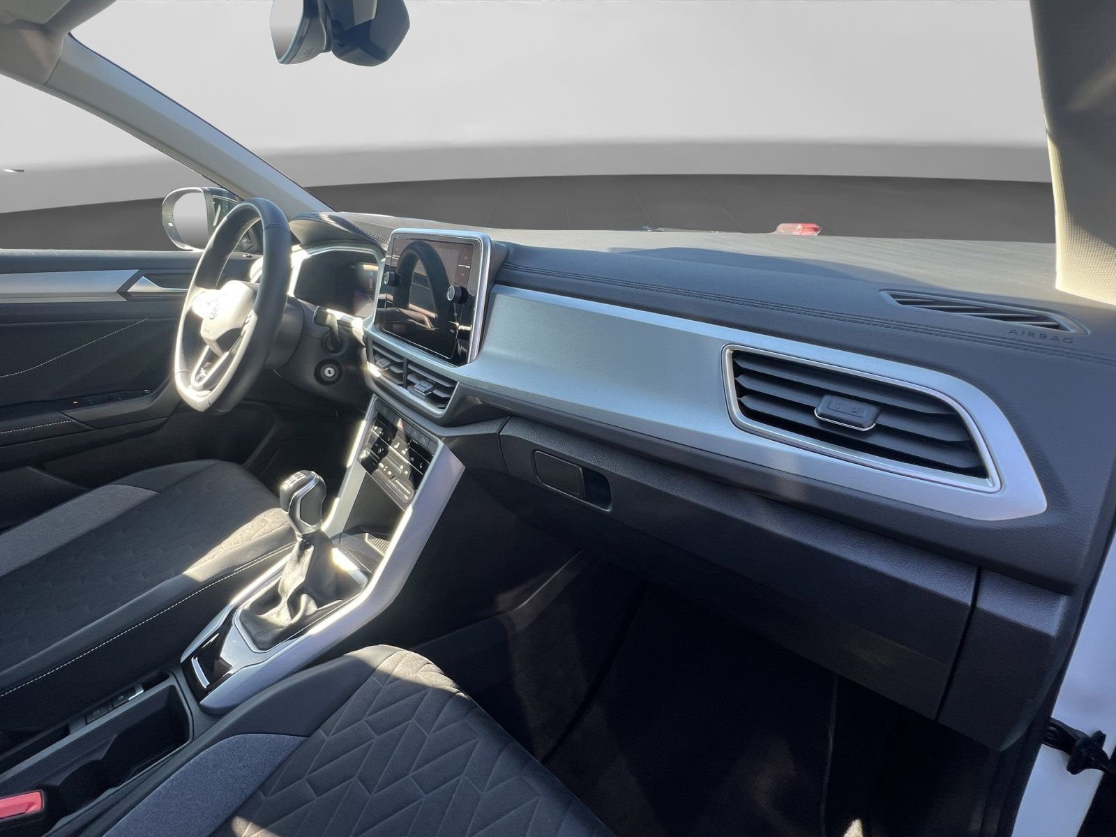 Volkswagen T-Roc - Bild 5