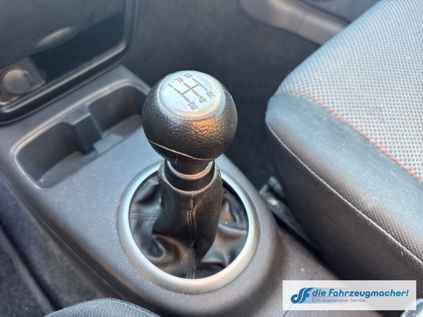 Fahrzeugabbildung Suzuki SX 4 Klima el.SP teilb.Rücksb Multif.Lenkrad MP