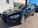 Volvo V60 Kombi Kinetic/SHZ/NAVI/Garantie - Volvo V60 Kinetic mit Diesel-Antrieb