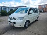 Volkswagen VW T5 Multivan - Volkswagen T5 Multivan in Lübeck