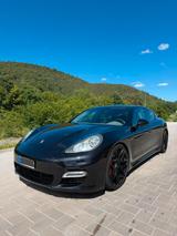 Porsche Panamera Turbo 