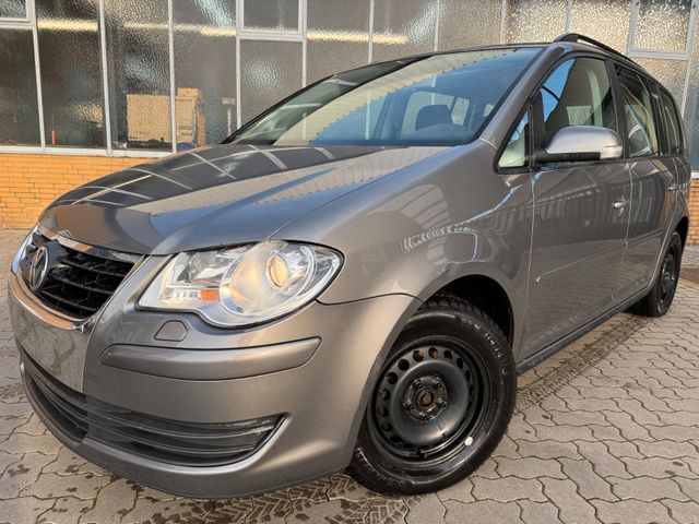 Volkswagen Touran 1,4TSI  Klimaautomatik,Tüv 03/2026,PDC