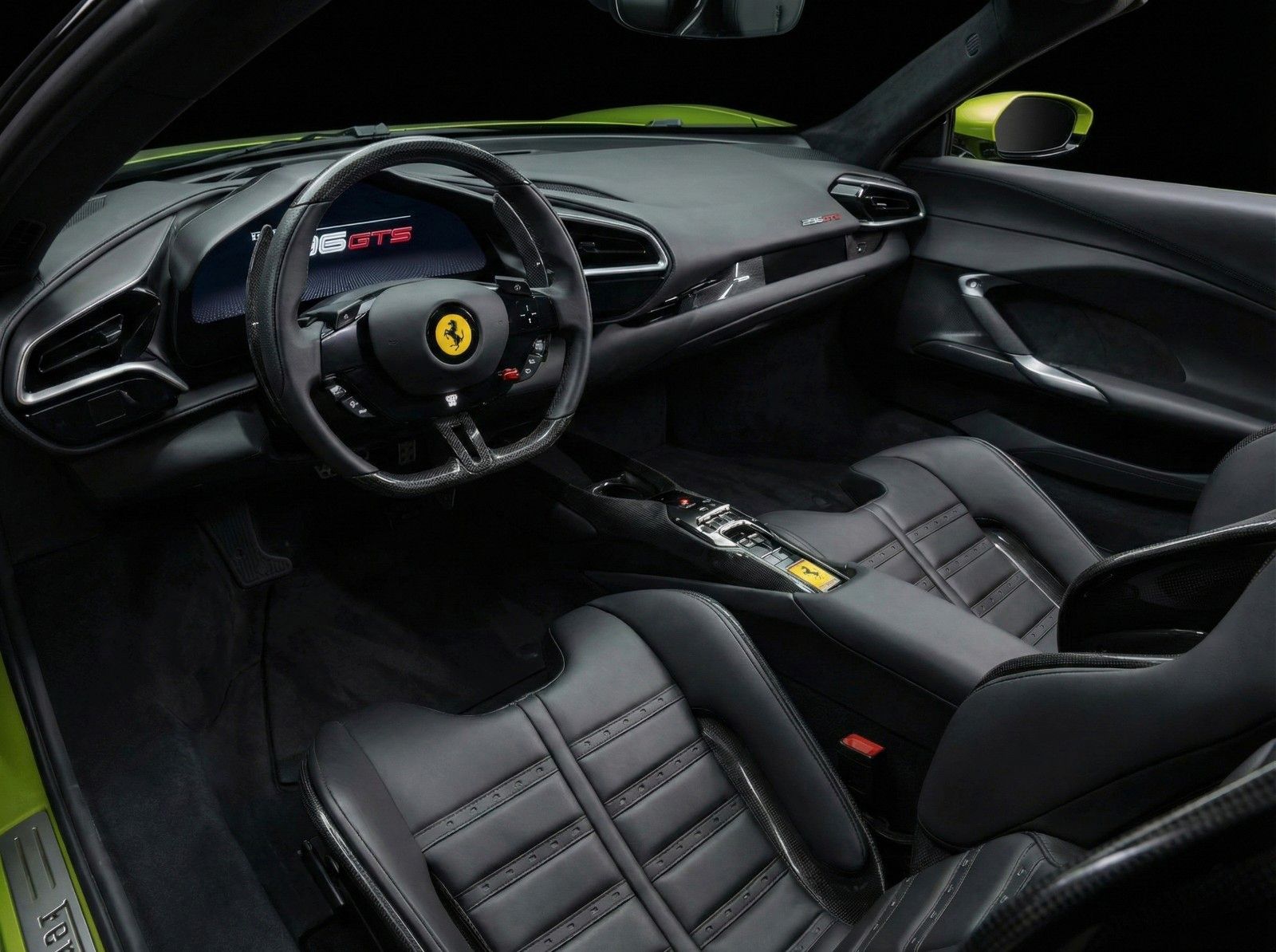 Fahrzeugabbildung Ferrari 296 GTS| Lift | Full Carbon | Verde Germoglio