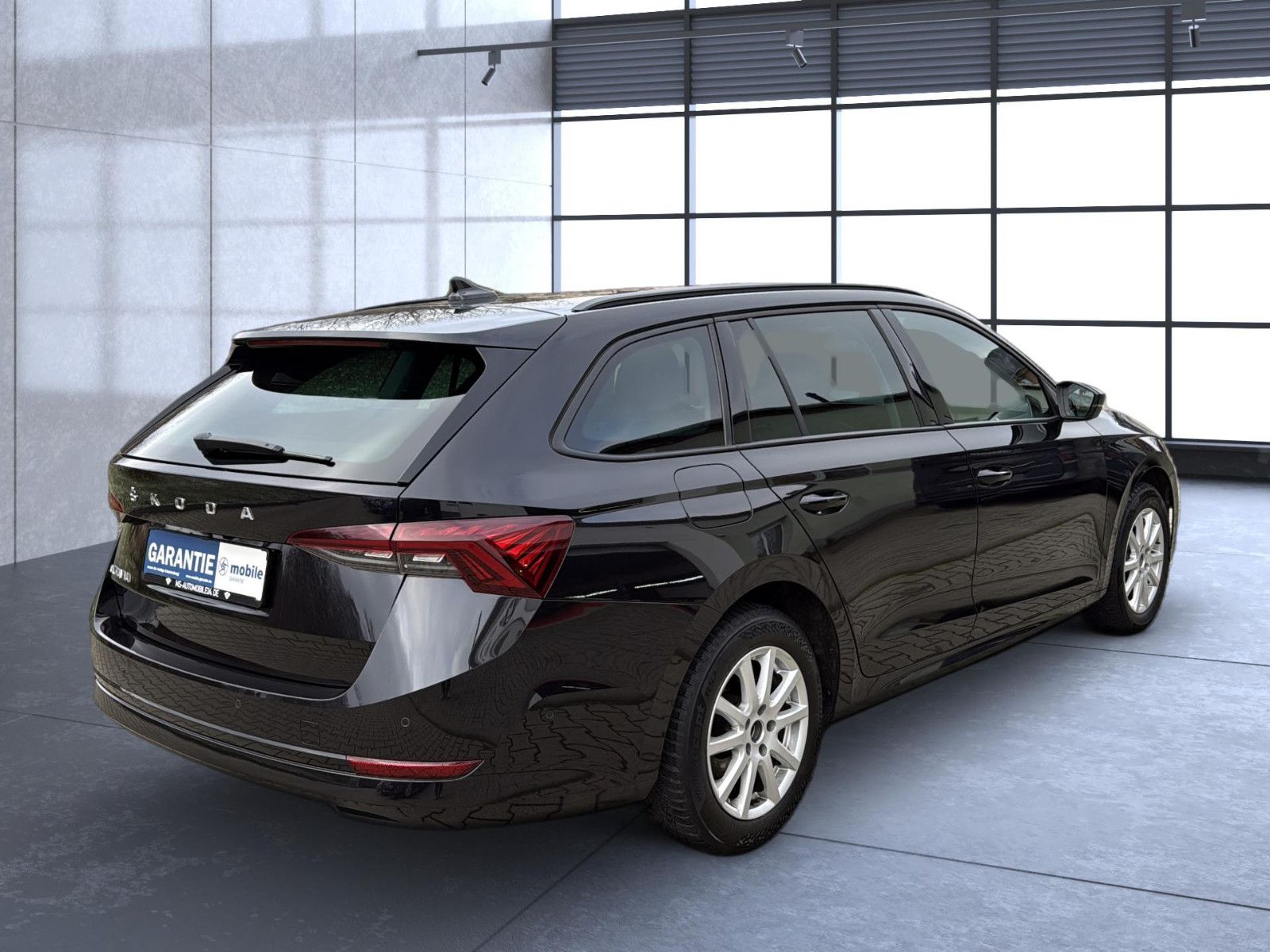 Fahrzeugabbildung SKODA Octavia Combi Style/ AHK / unfallfrei