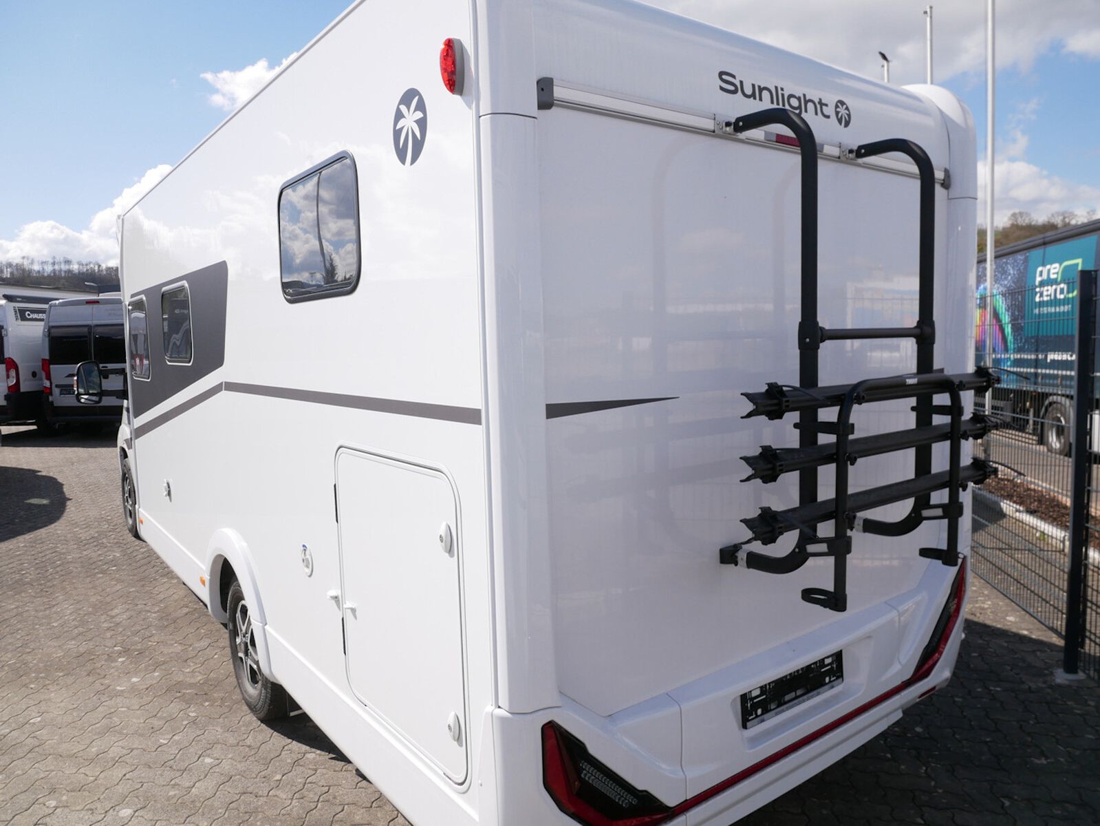 Fahrzeugabbildung Sunlight Adventure T 68 Hubbett, Automatik