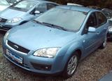 Ford Focus Lim. Ghia - Ford Focus aus 2006: Ghia
