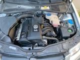 Volkswagen VW Passat  1.6l Benzin TÜV bis Januar 2028 - Volkswagen Passat mit Benzin-Antrieb: Kombi, 1.6