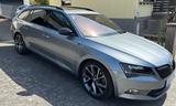 Skoda Superb 2.0 TSI 162kW DSG SportLine Vollausstattu - Skoda Superb von privat
