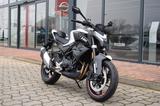 CFMOTO 450 NK White Tageszulassung Garantie bis 12/2028 - CFMOTO 450NK