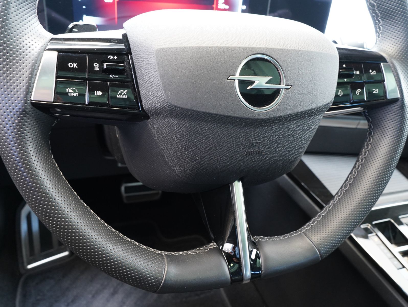 Fahrzeugabbildung Opel Astra L 1.5 D Sports Tourer GS Line PANO