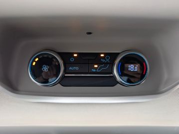 Ford Tourneo Custom Tit. 2.0 L1 SOFORT!
