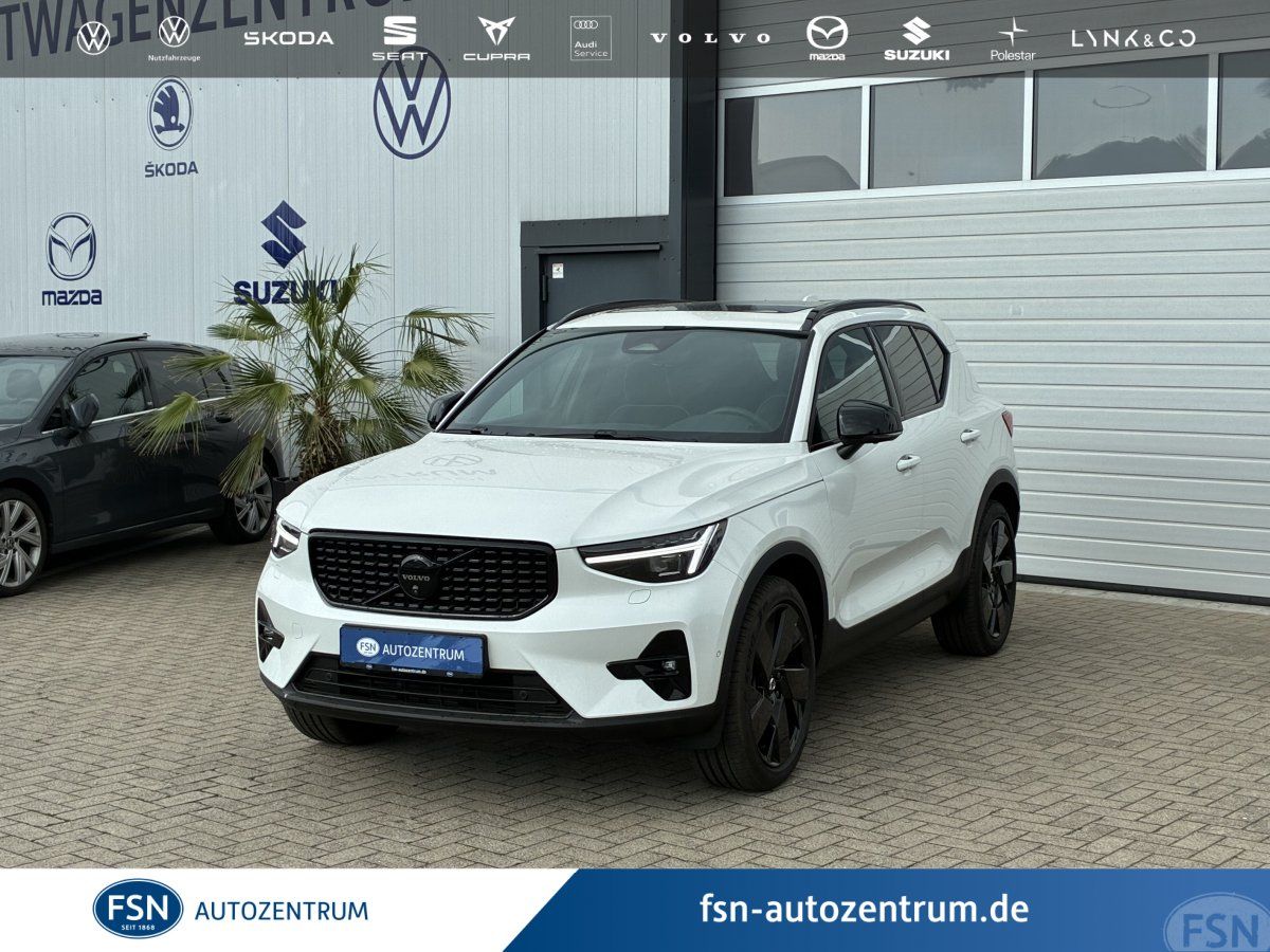 Volvo XC40 B4 Plus Black Edition 360° Navi SHZ