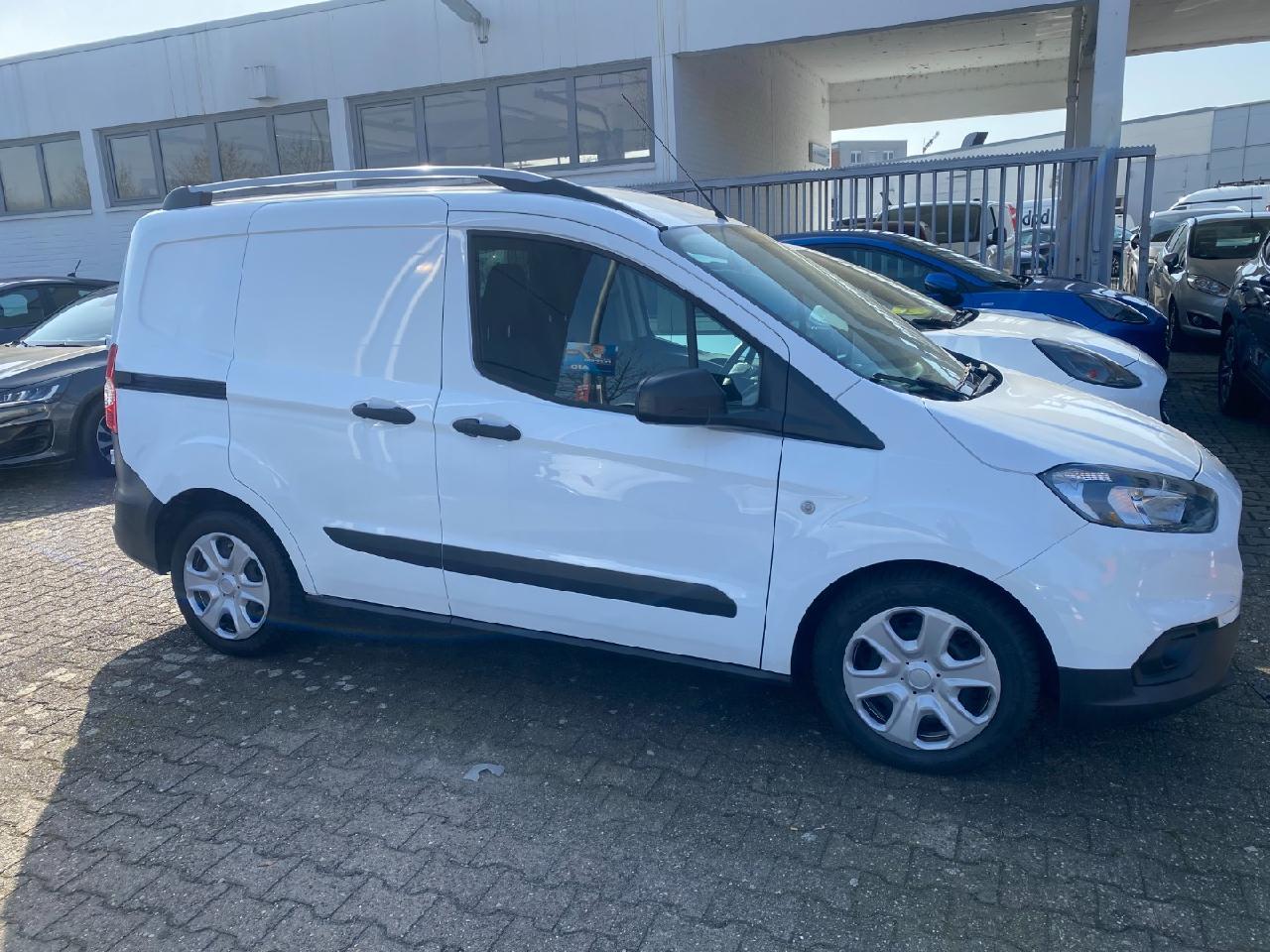 Ford Transit Courier Trend