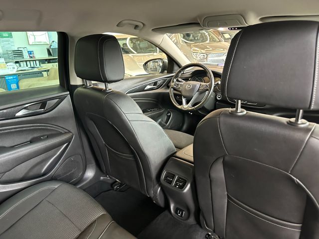 Opel Insignia B Sports Tourer Innovation *LED*AHK*