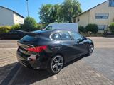 BMW 118i 5-TÜRER|Panorama Dach|SHZ|PDC|33.000 KM - mit Benzin-Antrieb: Schwarz, Panorama Dach