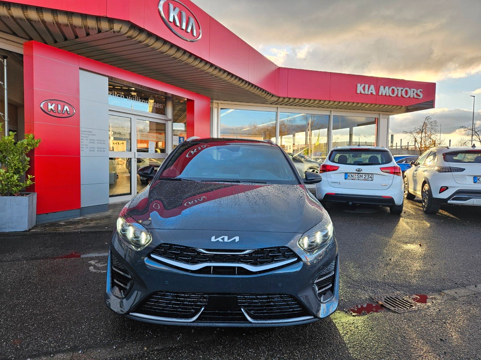 Kia Ceed SW 1.5 T-GDI DCT7 OPF GT Line TEC LED GD imagem 2