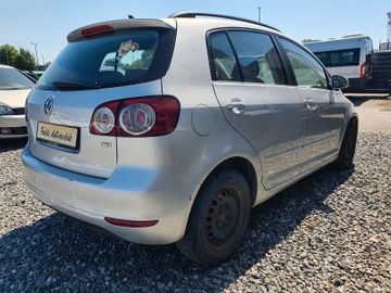 Volkswagen Golf - 4