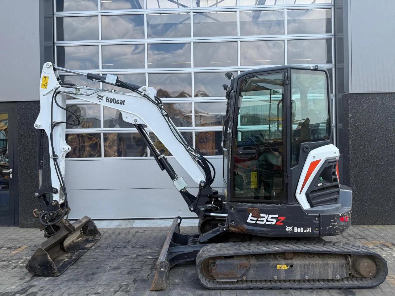Bobcat E35z 10x available