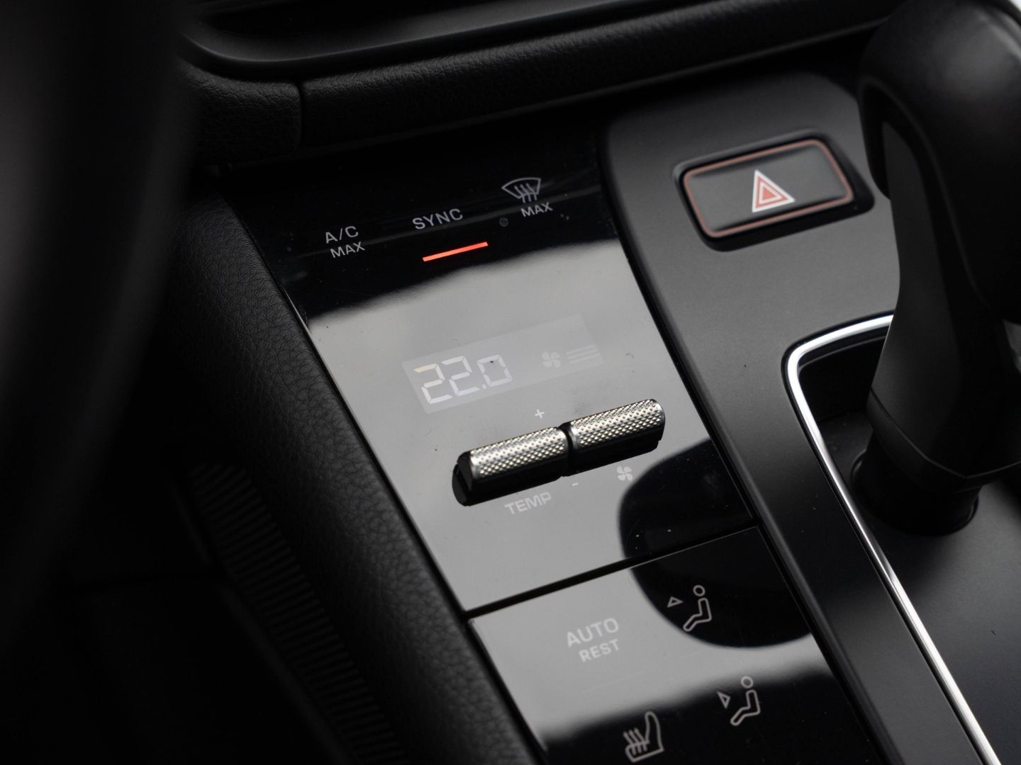 Porsche Macan Panorama Dachsystem Sitzheizung vorn foto 21