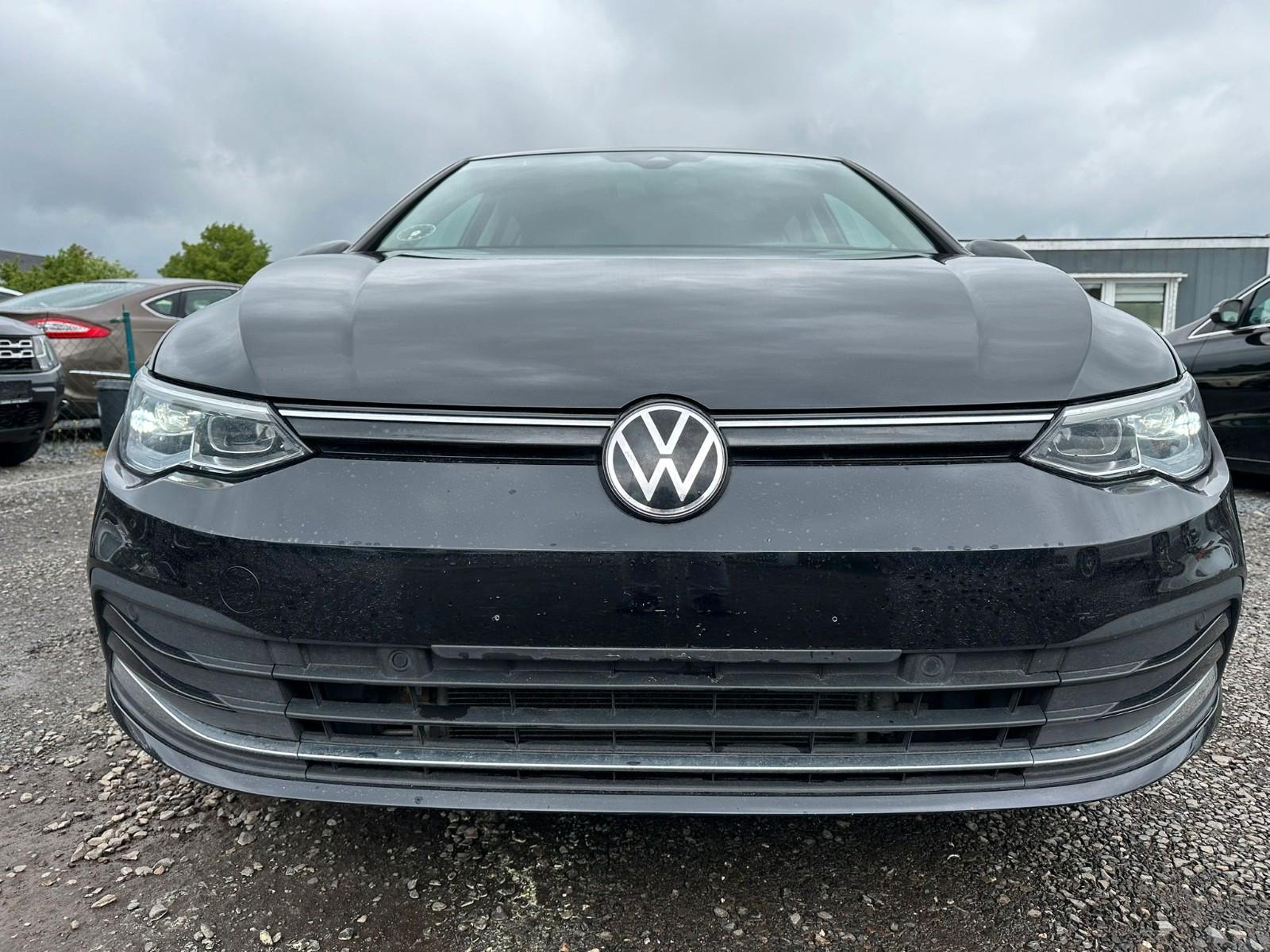 Volkswagen Golf VIII Lim. Style 2,0 ,Navi,Virtual,Xenon,LED