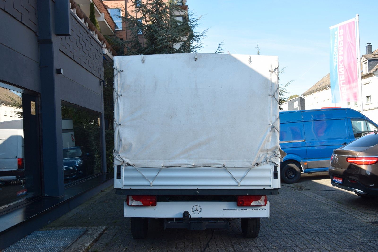 Fahrzeugabbildung Mercedes-Benz Sprinter III Pritsche DoKa Plane Tempomat Klima