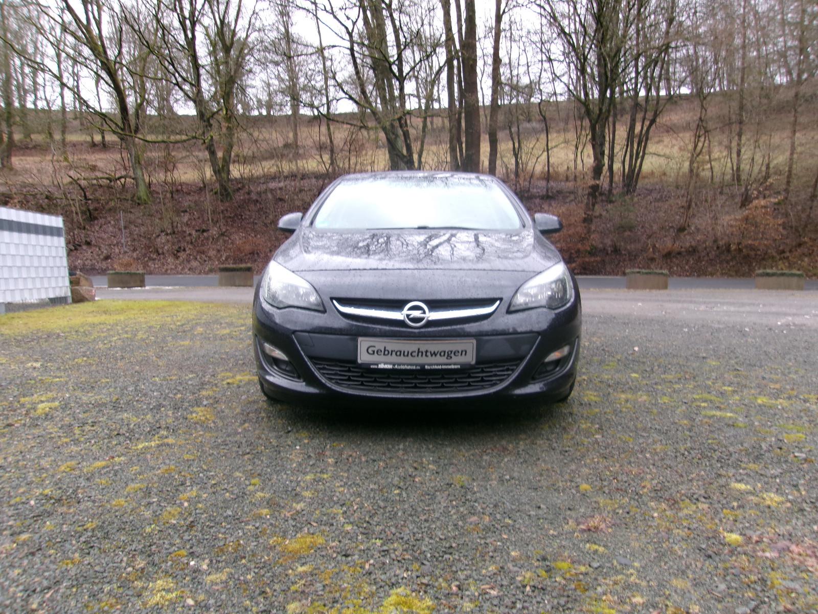 Opel Astra J 1.6 Edition Automatik