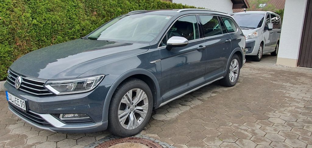VW Passat Alltrack 2.0 TSI DSG 4MOTION Alltrack...