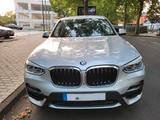BMW X3 xDrive20i Business Paket+ Parkassistent Paket - BMW X3 Gebrauchtwagen in Frankfurt