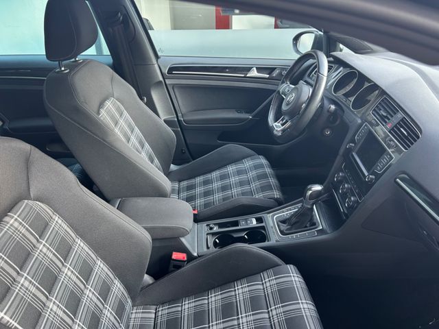 Fahrzeugabbildung Volkswagen Golf 2.0 TDI Variant GTD DSG+Navi+Standheizung+