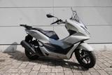 Honda PCX 125  WW125AP **GIVI TOPCASE** - HONDA ROLLER 125 PCX